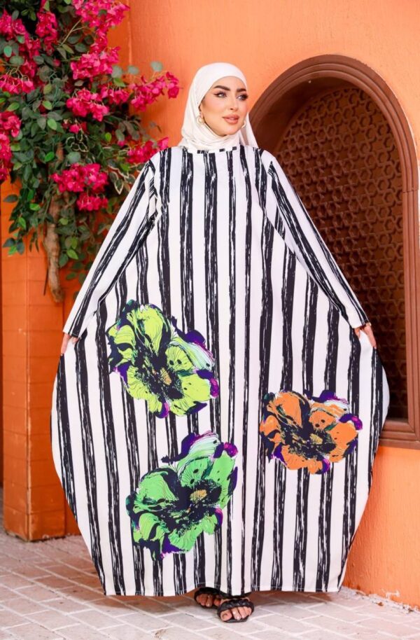 photo_19_2026-07-11_21-08-03 Pop Art Graphic Print Black Maxi Dress