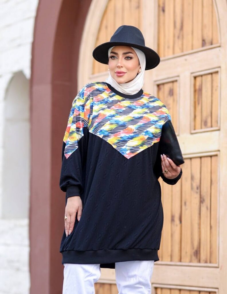 Street-Chic Color-Block V-Yoke Longline Sweatshirt