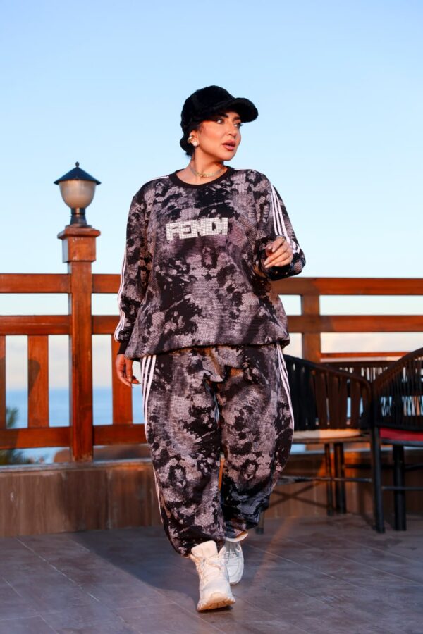 Chic Marble Pattern Charcoal Sweatshirt and Jogger Set